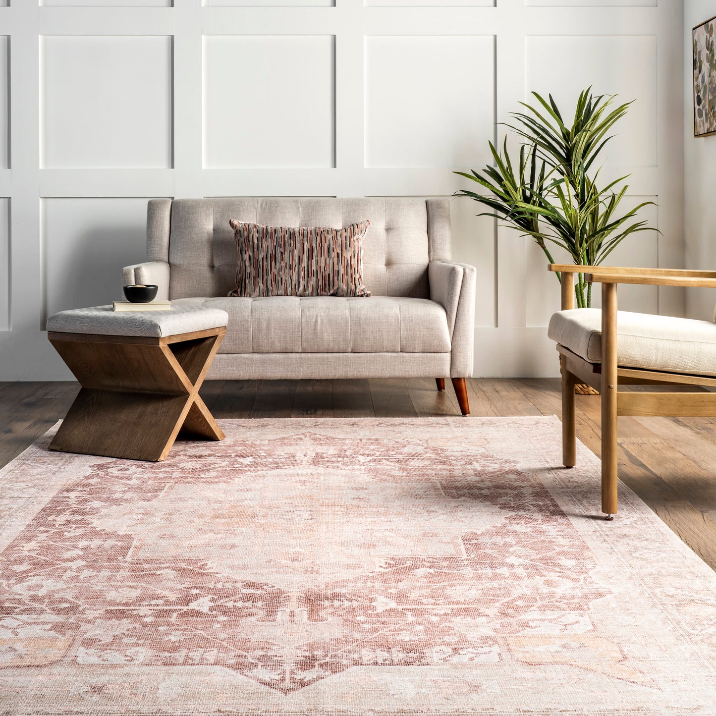 Ava Vintage Persian Washable Rug | Pale Pink