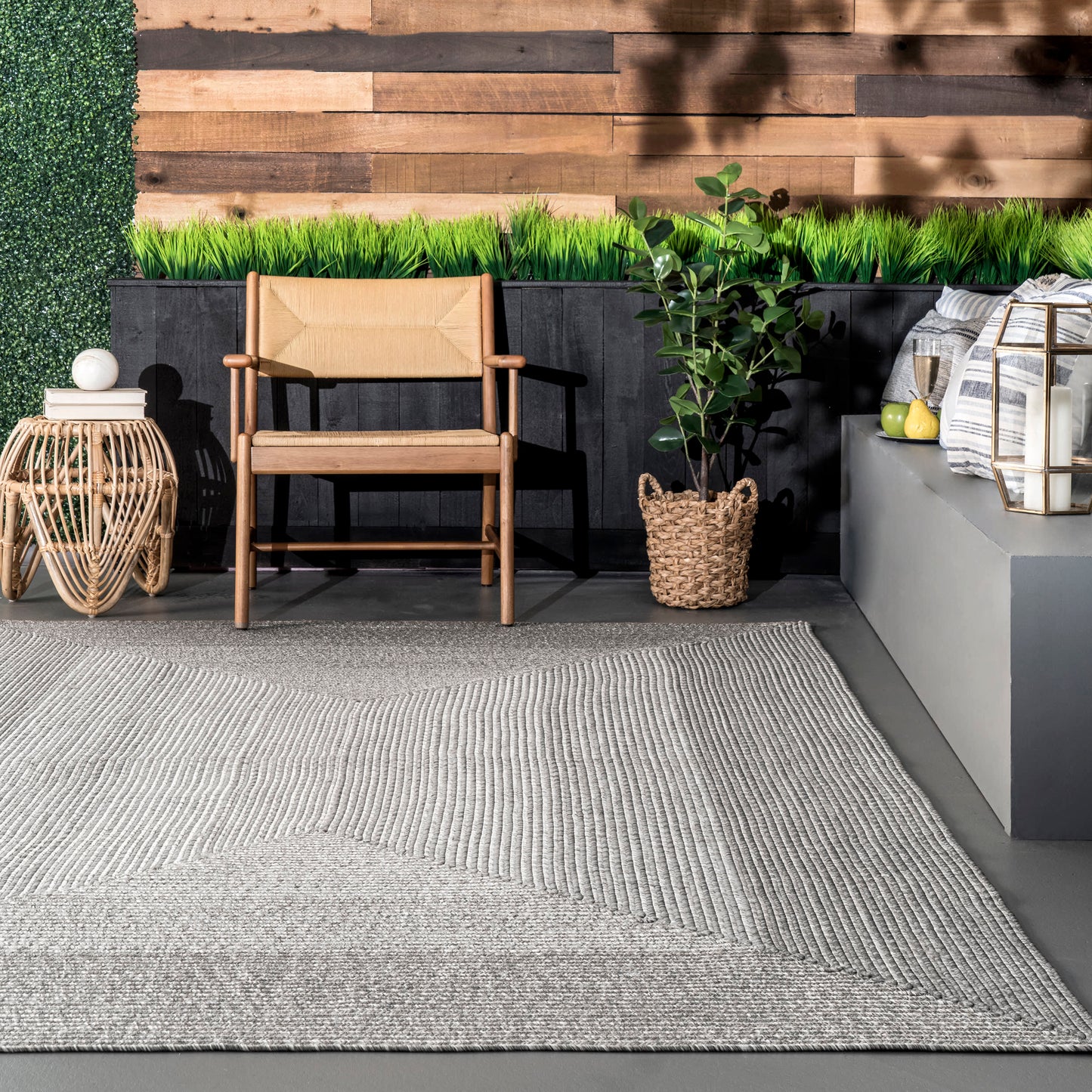 Braided Gradience Indoor/Outdoor Rug | Light Grey