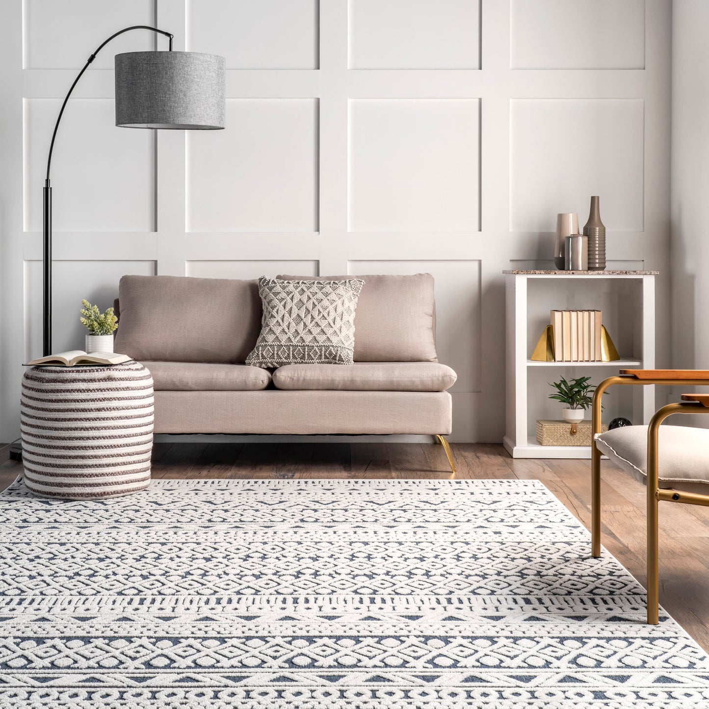 Avery Banded Textured Indoor/Outdoor Rug | Blue