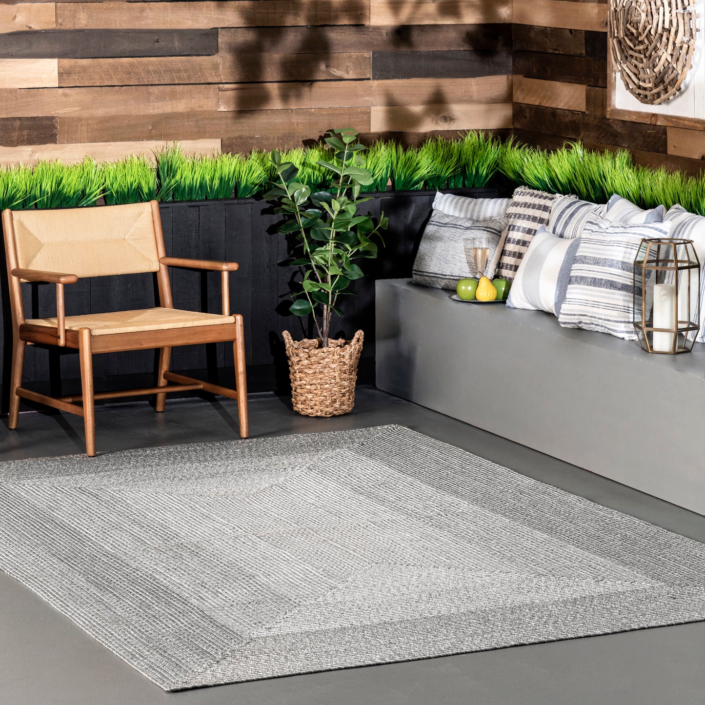 Braided Gradience Indoor/Outdoor Rug | Light Grey